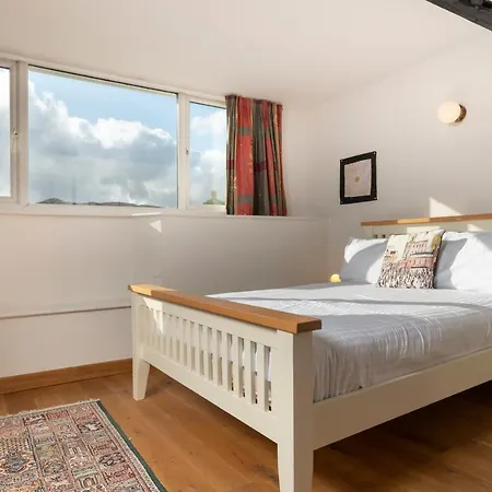 Hotel Look Far - 4br - 2ba - Fabulous Views -