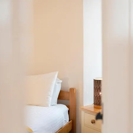 Look Far - 4br - 2ba - Fabulous Views - Hotel